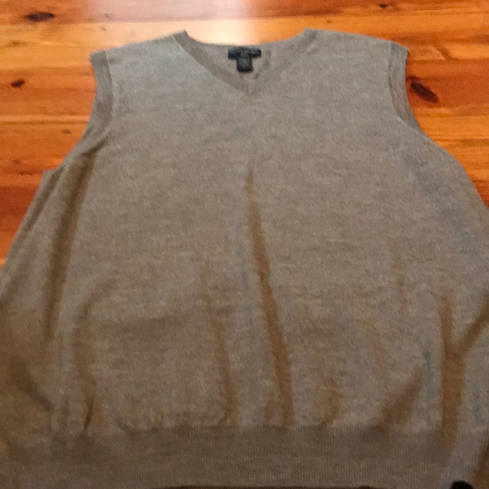 Banana Republic wool sleeveless vest